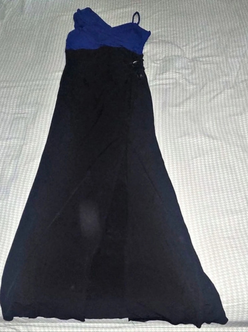 Storm Maxi Dress in Black & Blue Size Medium